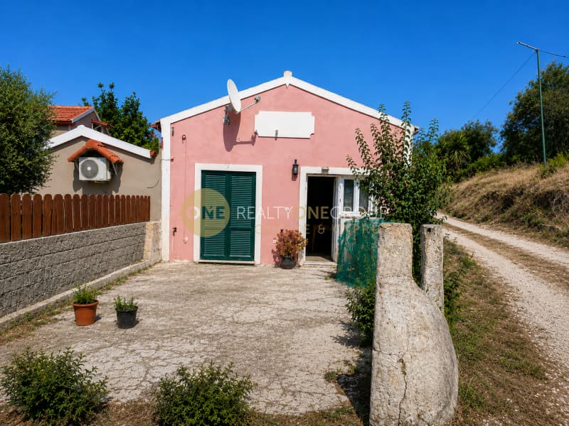 House in Αgios Georgios, Corfu — Photo 1 of 13