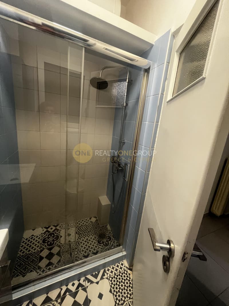 Apartment in Hilton, Ilisia — Photo 11 of 16