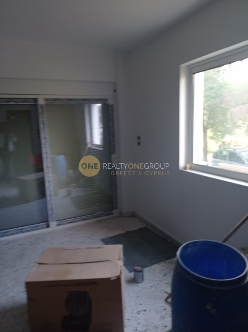 Ελαφρύς Βιομηχανικός Χώρος στην Ηπειρώτικα, Πεύκη — Φωτογραφία 10 από 21