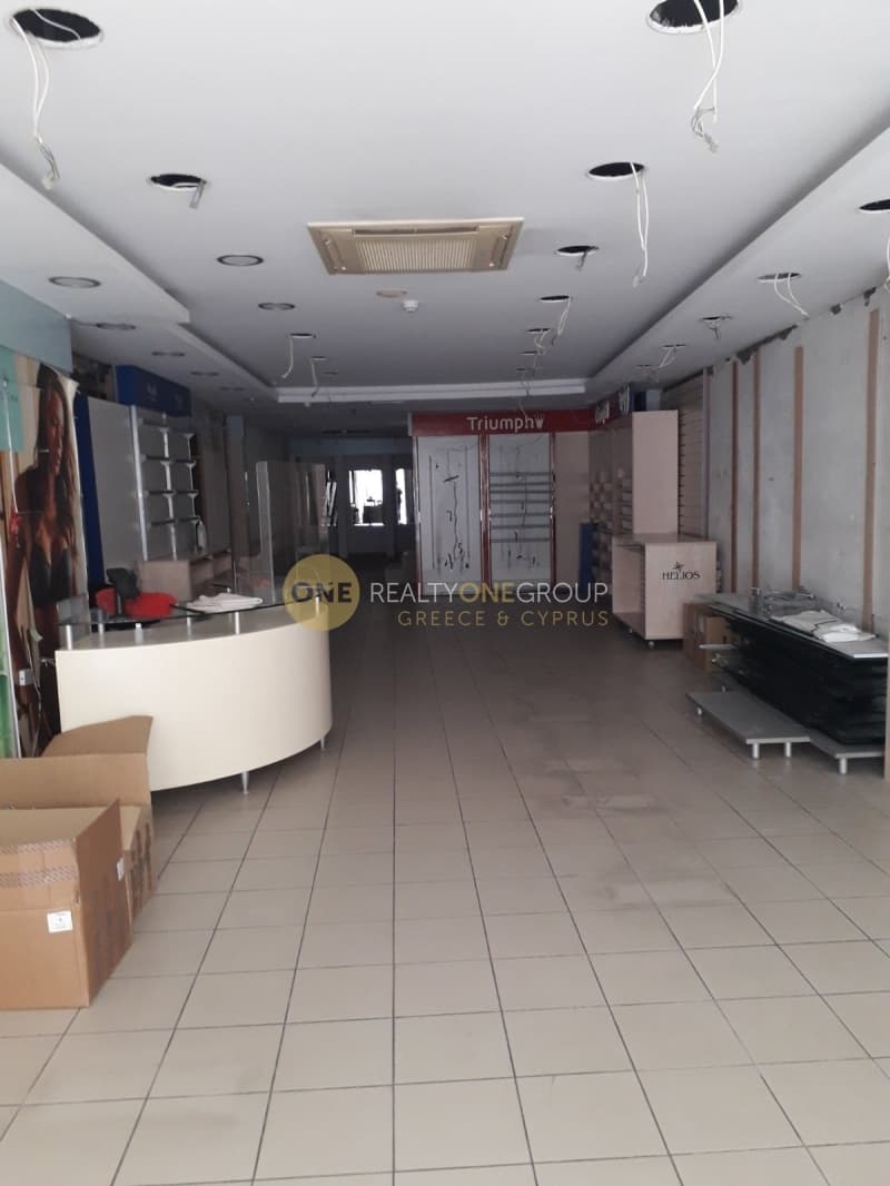 Κατάστημα στην Νέο Τέρμα, Μαρούσι — Φωτογραφία 1 από 5