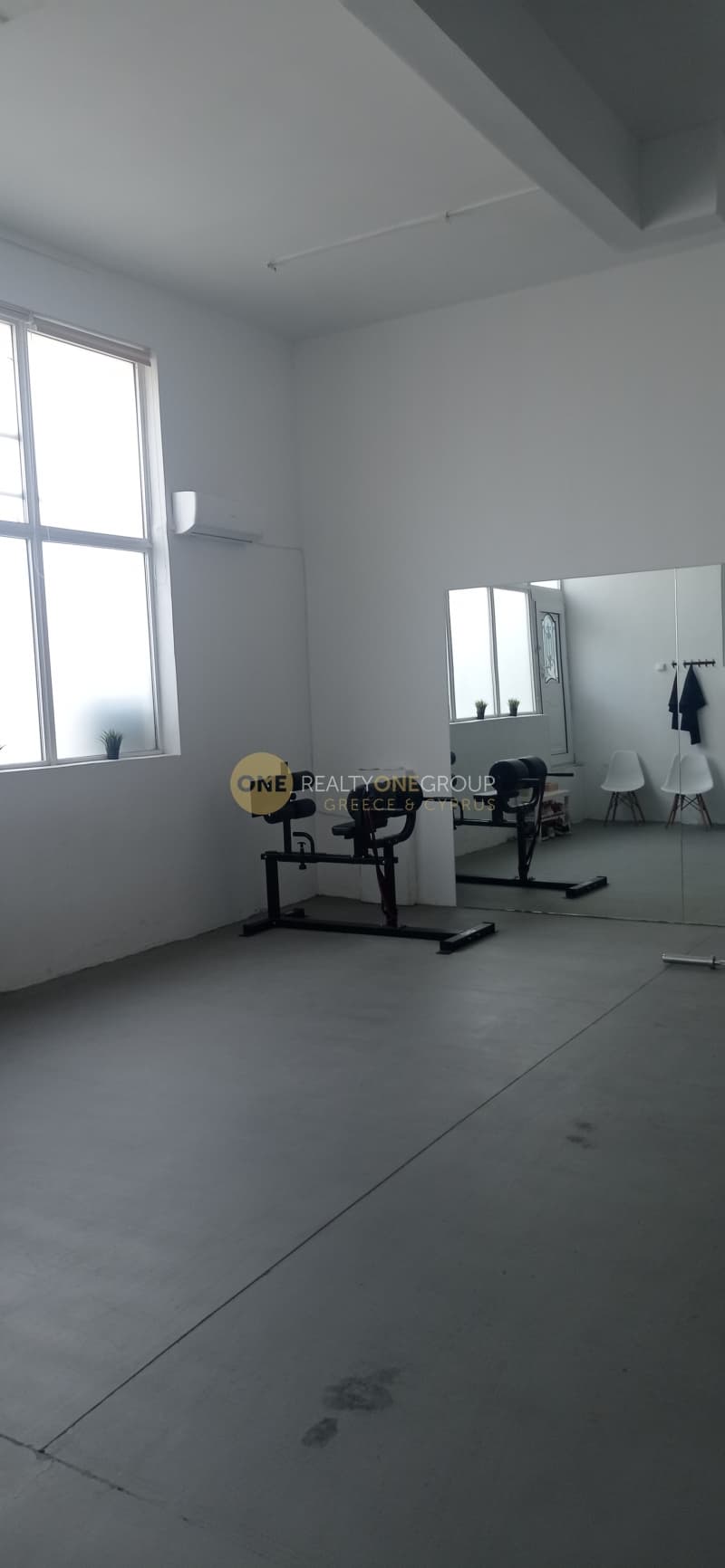 Event Hall in Palaio Irakleio, Lykovrisi — Photo 12 of 13