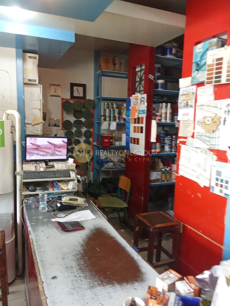 Retail Store in Argyroupoli, Argyroupoli — Photo 6 of 11