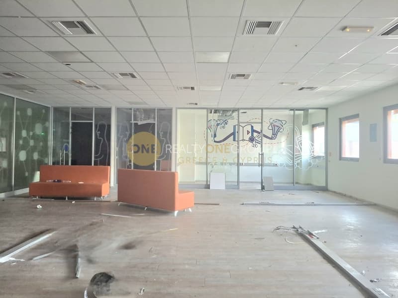 Αίθουσα Εκδηλώσεων στην Άγιος Βασίλειος, Νίκος Καζαντζάκης — Φωτογραφία 16 από 17