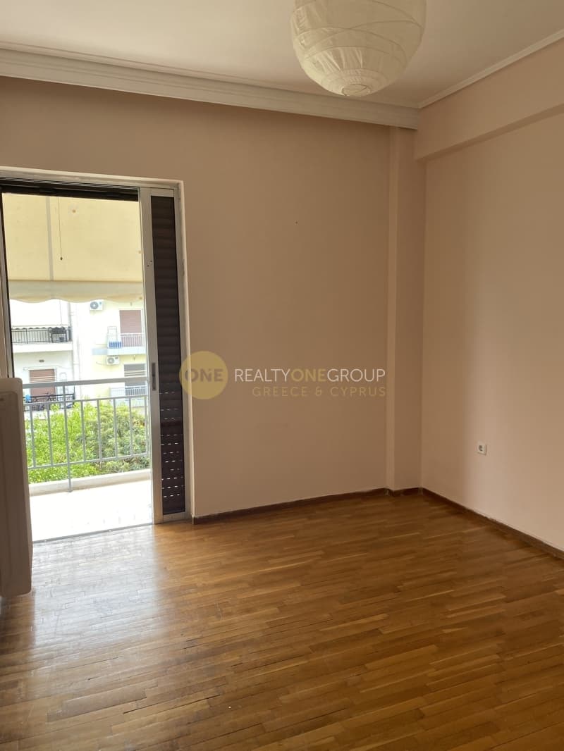 Apartment in Trachones, Alimos — Photo 9 of 17