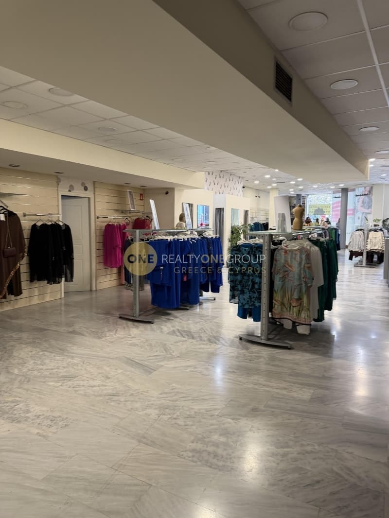 Retail Store in ERT, Agia Paraskevi — Photo 1 of 8