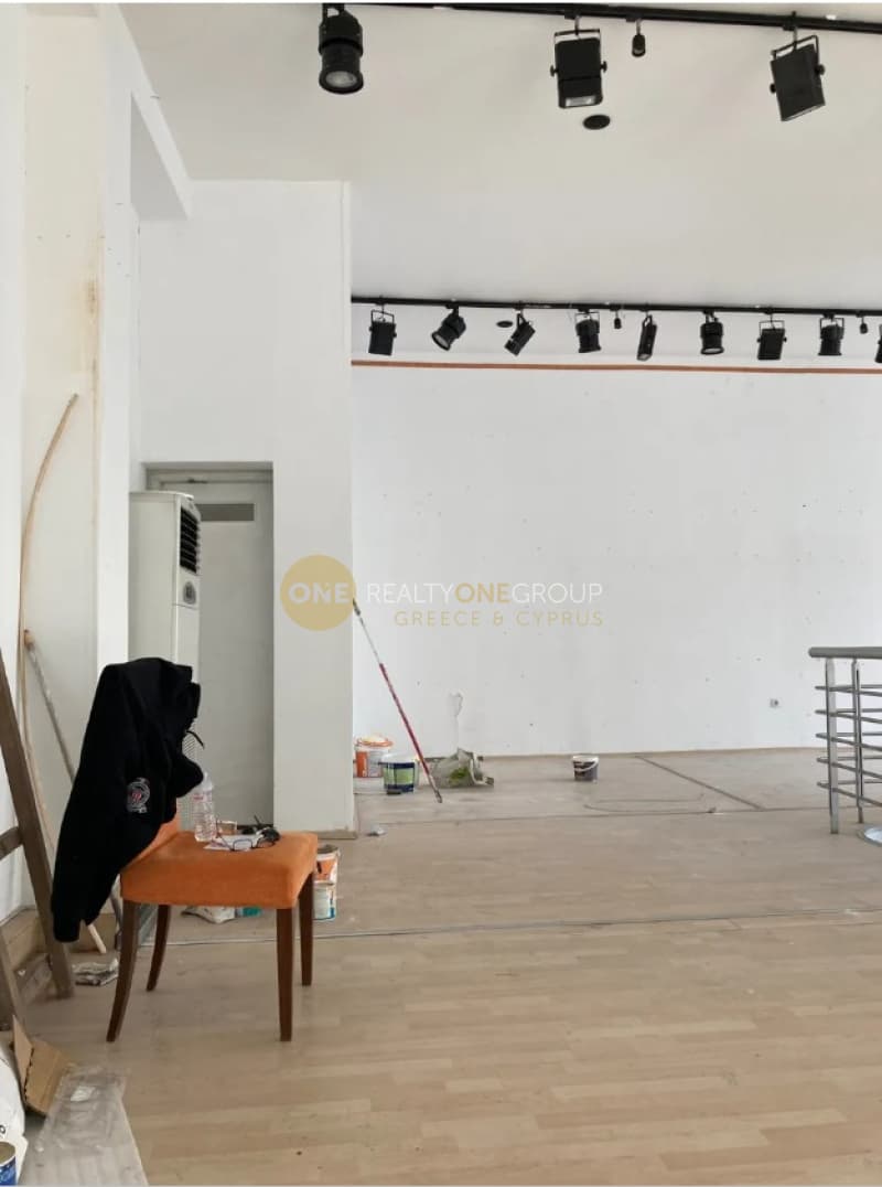 Retail Store in ERT, Agia Paraskevi — Photo 10 of 11