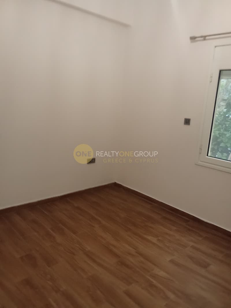 Apartment in Ano Elliniko, Elliniko — Photo 11 of 12