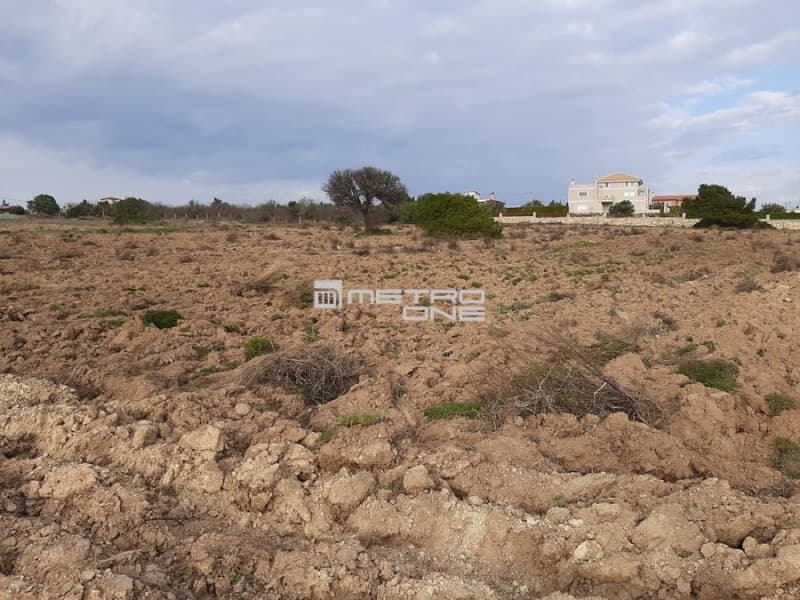 Parcel in Ikismos Aiolos, Rafina — Photo 1 of 4