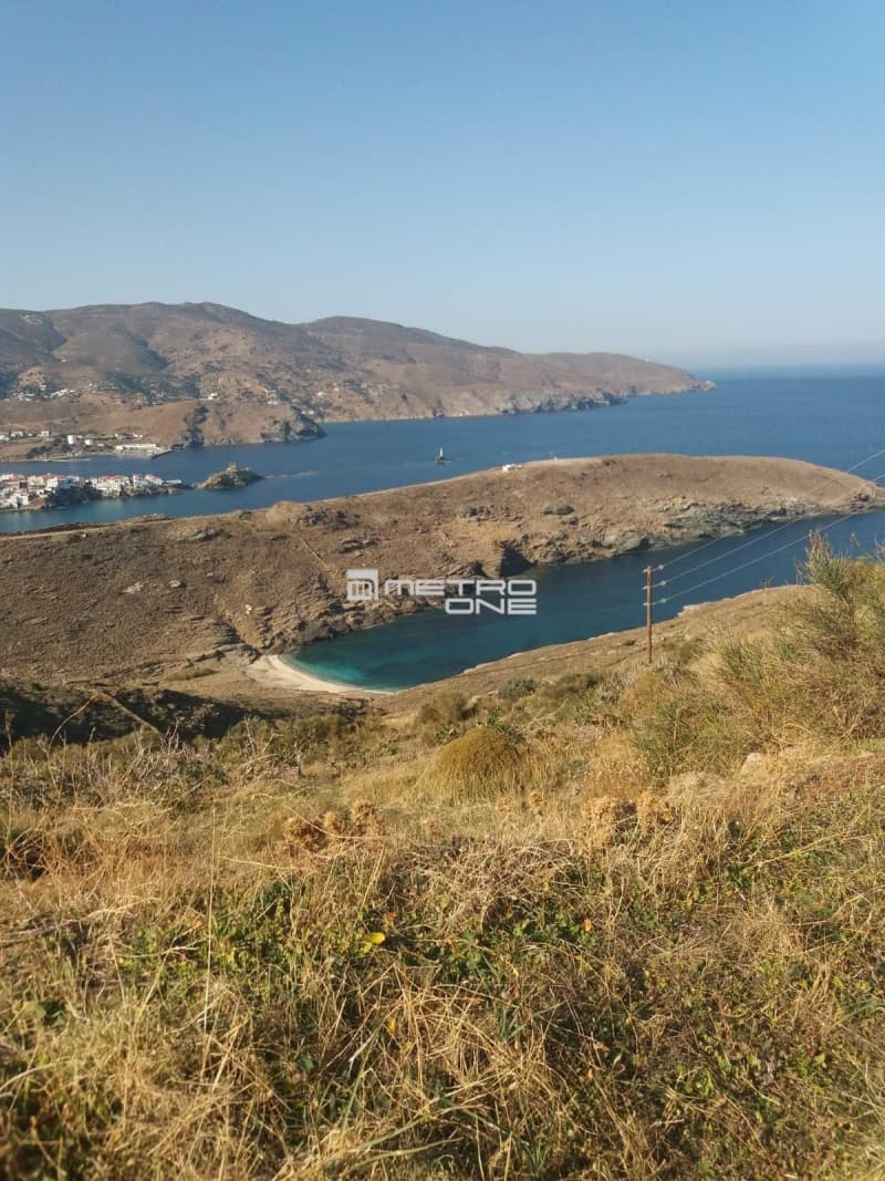 Αγροτεμάχιο στην Συνέτι, Άνδρος — Φωτογραφία 3 από 10