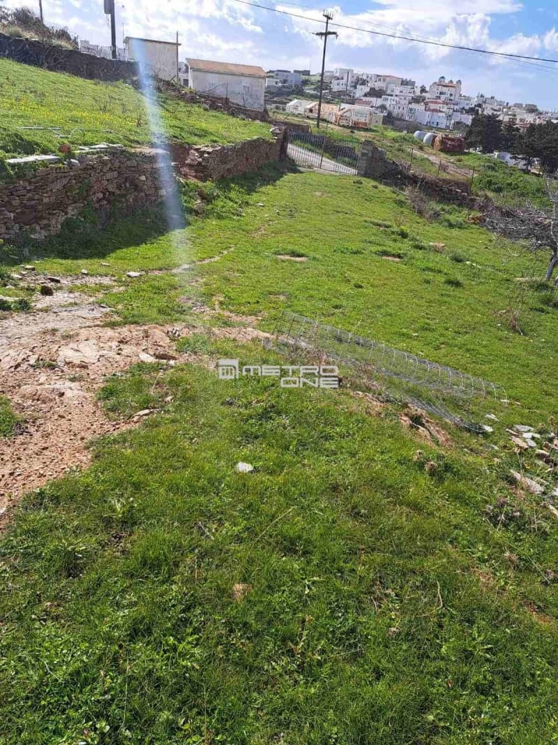 Parcel in Ano Gavrio, Andros — Photo 2 of 25