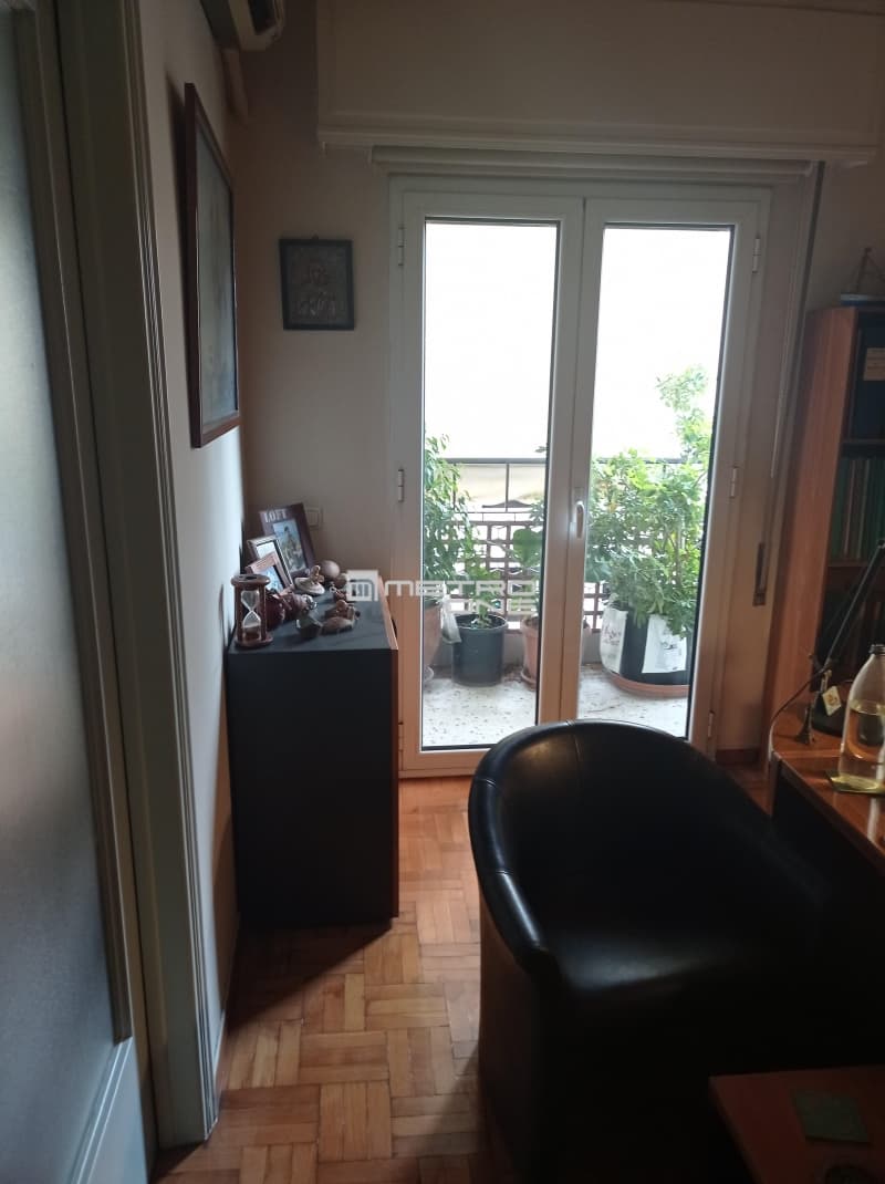 Office in Politechneio, Exarchia - Neapoli — Photo 4 of 25