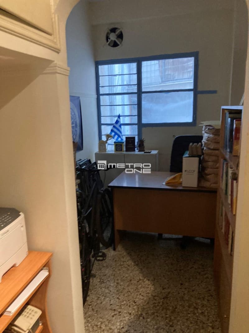 Office in Politechneio, Exarchia - Neapoli — Photo 24 of 25