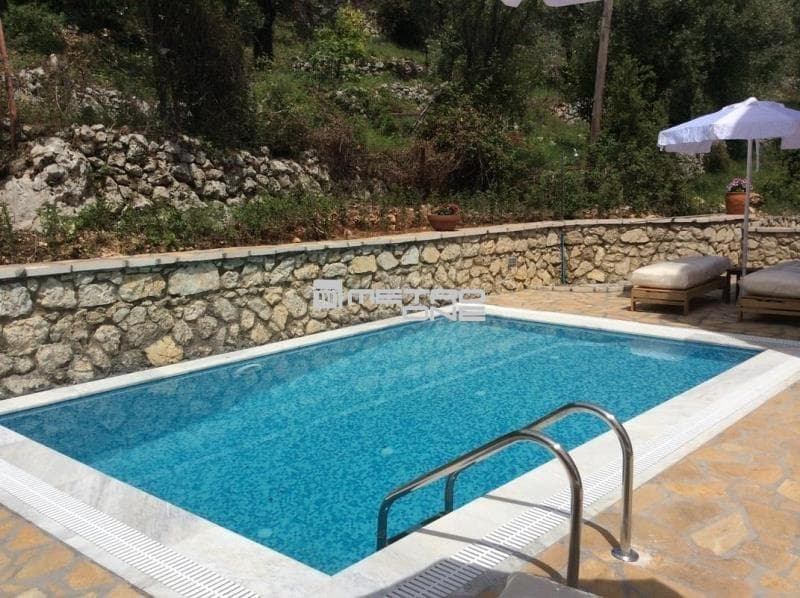 Μονοκατοικία στην Αχίλλειο, Κέρκυρα — Φωτογραφία 1 από 23