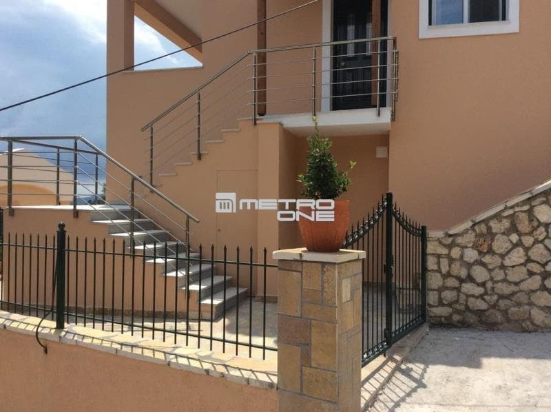 Μονοκατοικία στην Αχίλλειο, Κέρκυρα — Φωτογραφία 2 από 23