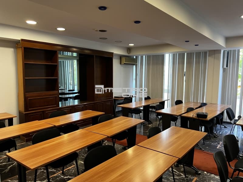 Office in Platia Kanigos, Exarchia - Neapoli — Photo 15 of 30