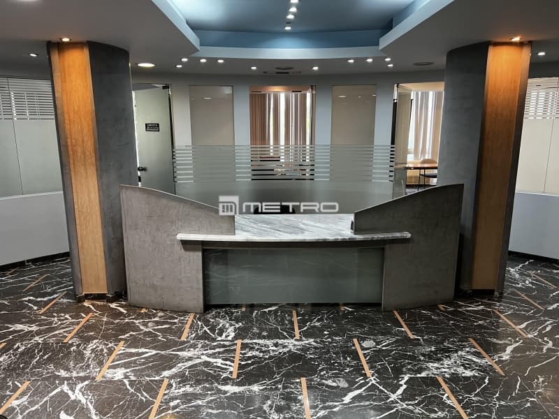 Office in Platia Kanigos, Exarchia - Neapoli — Photo 16 of 30