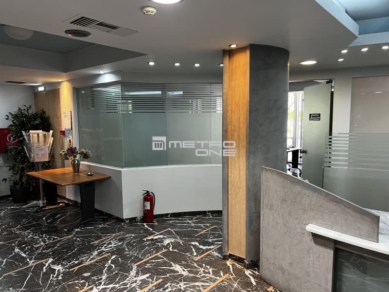 Office in Platia Kanigos, Exarchia - Neapoli — Photo 9 of 30