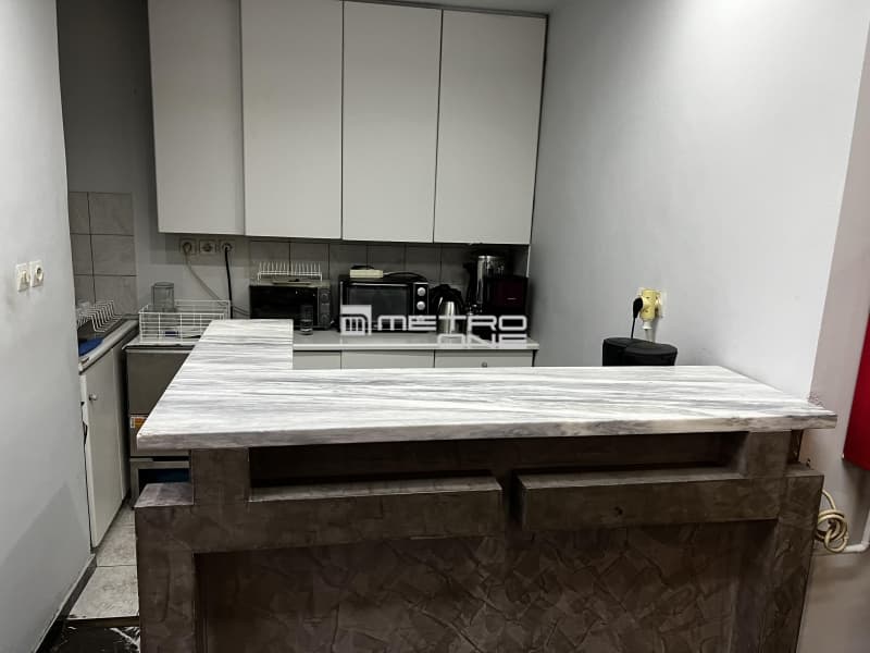 Office in Platia Kanigos, Exarchia - Neapoli — Photo 19 of 30
