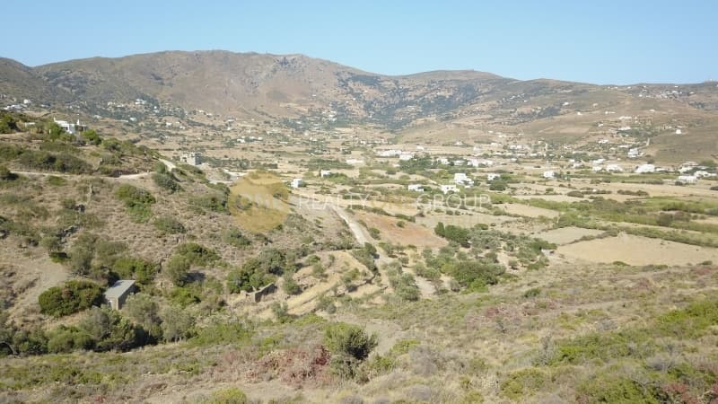 Parcel in Gavrio, Andros — Photo 27 of 30