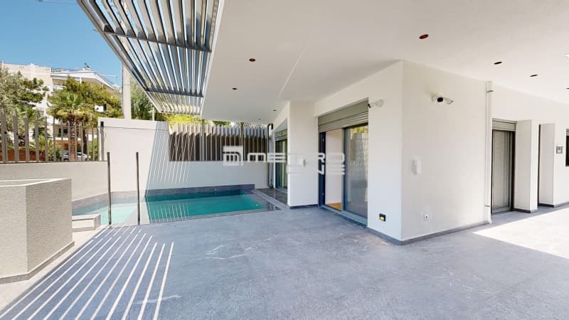 House in Panionia, Glyfada — Photo 2 of 30