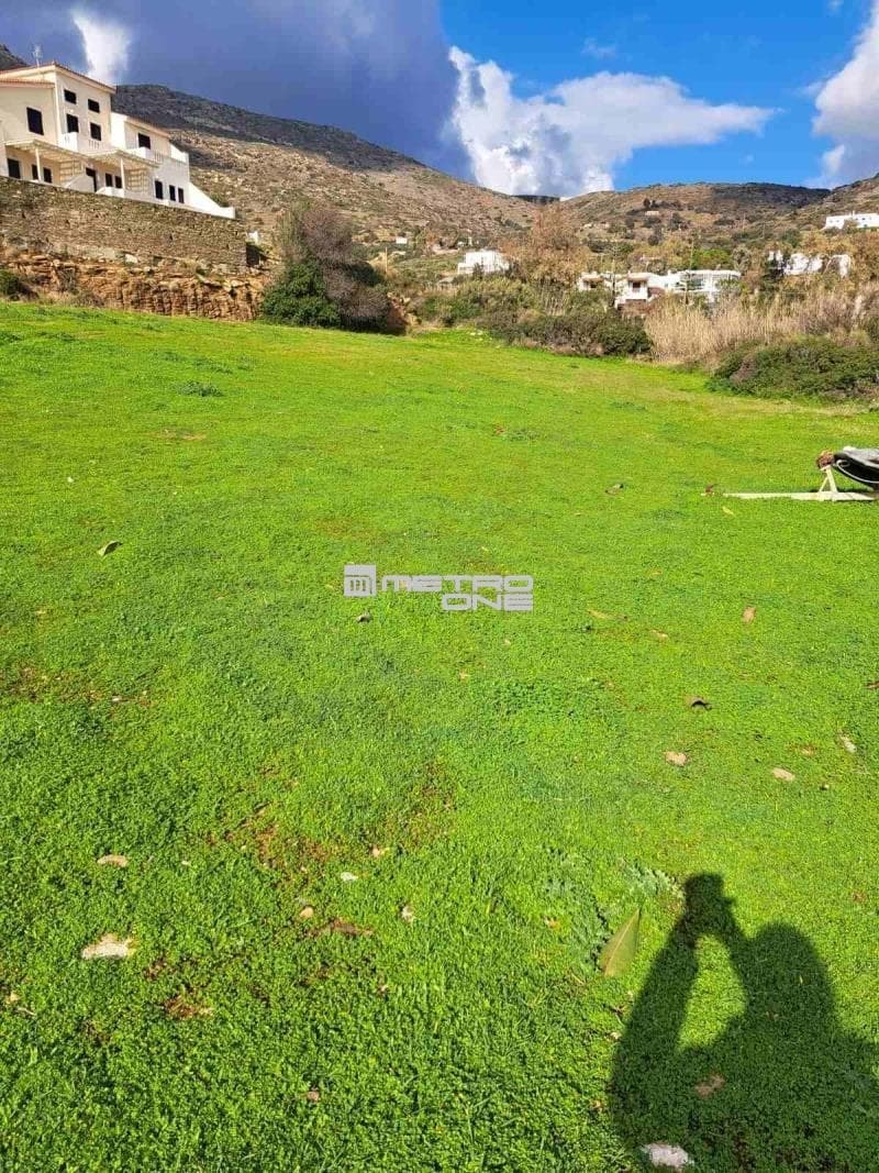 Building Plot in Gavrio, Andros — Photo 2 of 6