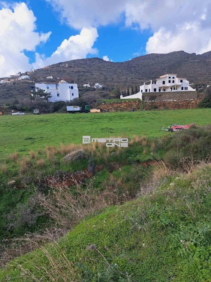 Building Plot in Gavrio, Andros — Photo 6 of 6