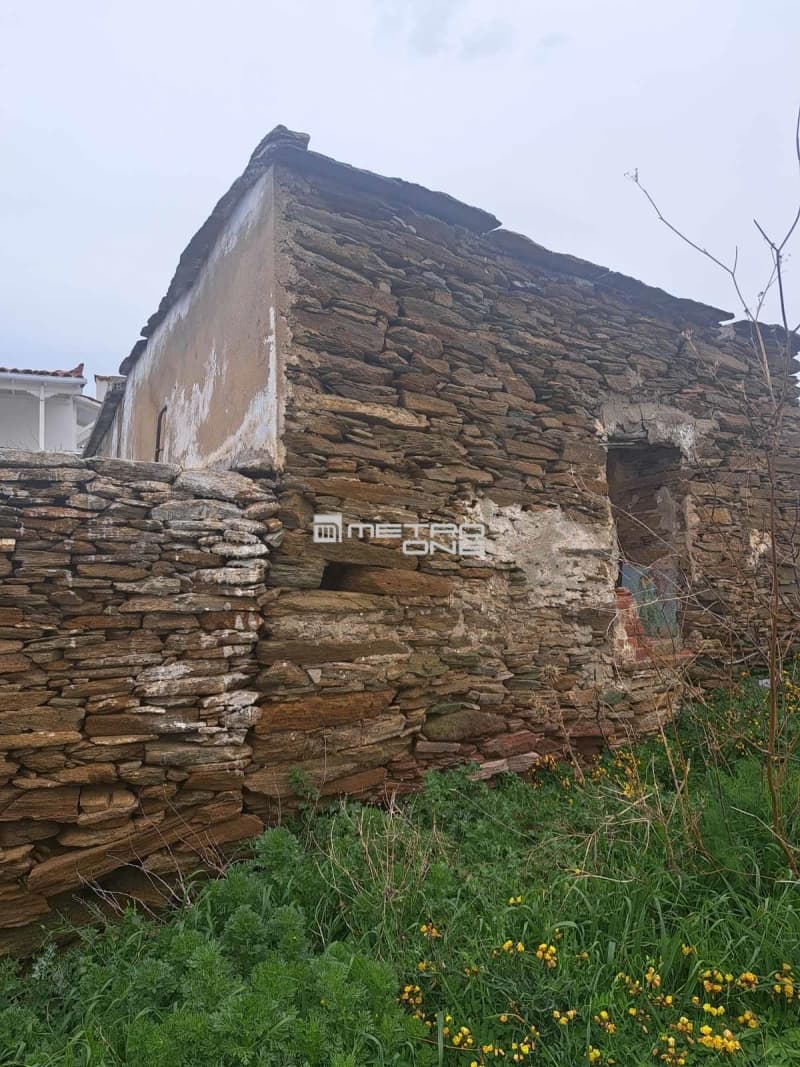Building Plot in Mpatsi, Andros — Photo 2 of 8