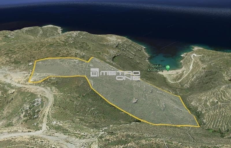 Parcel in Pitrofos, Andros — Photo 3 of 4