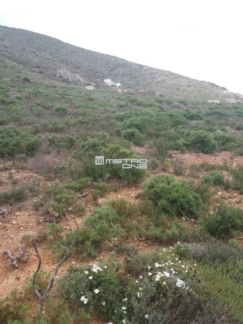 Parcel in Ano Gavrio, Andros — Photo 2 of 25
