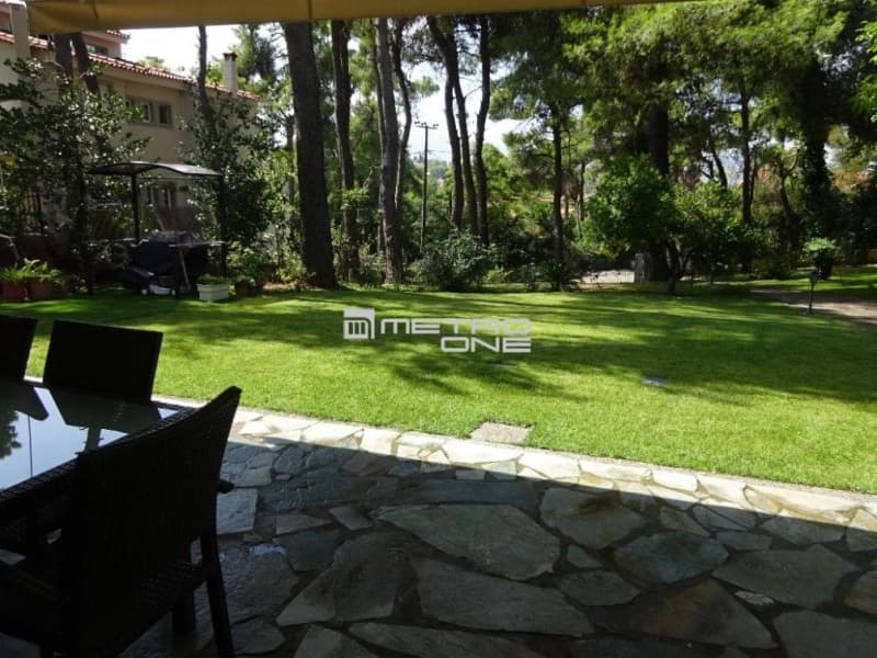 Apartment in Center, Agios Stefanos — Photo 2 of 9