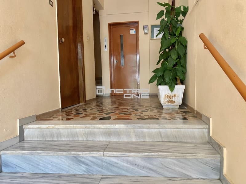 Apartment in Agia Triada, Kamatero — Photo 11 of 13