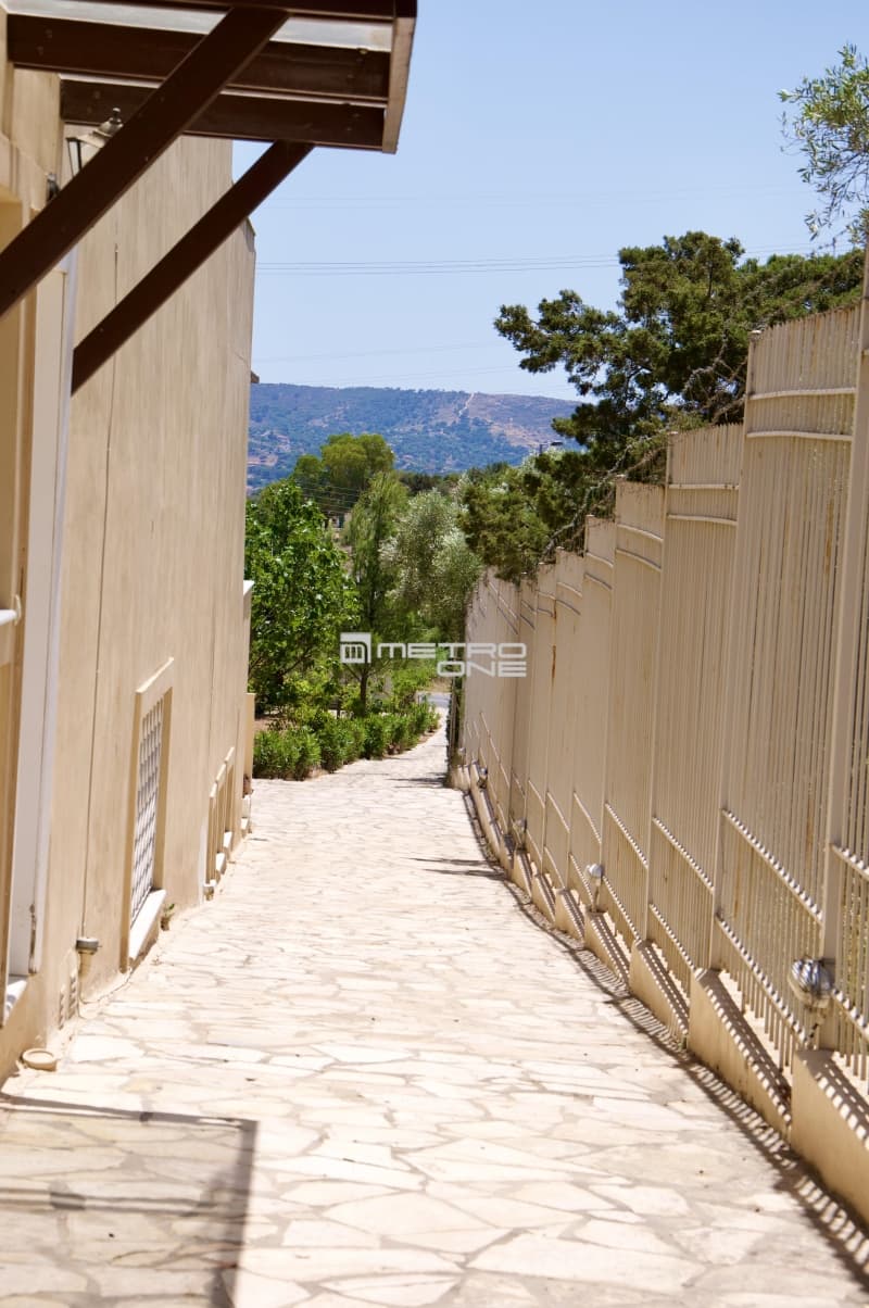 House in Ampelonas, Kalivia Thorikou — Photo 24 of 30