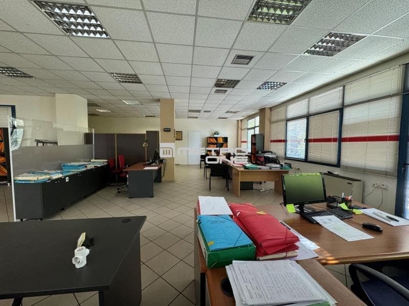 Office in Platia Kanigos, Exarchia - Neapoli — Photo 6 of 18