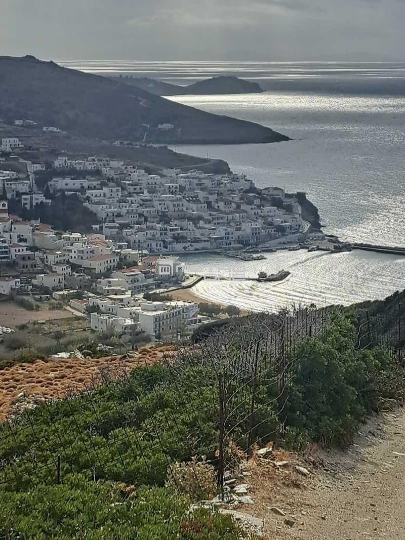 Parcel in Mpatsi, Andros — Photo 7 of 9
