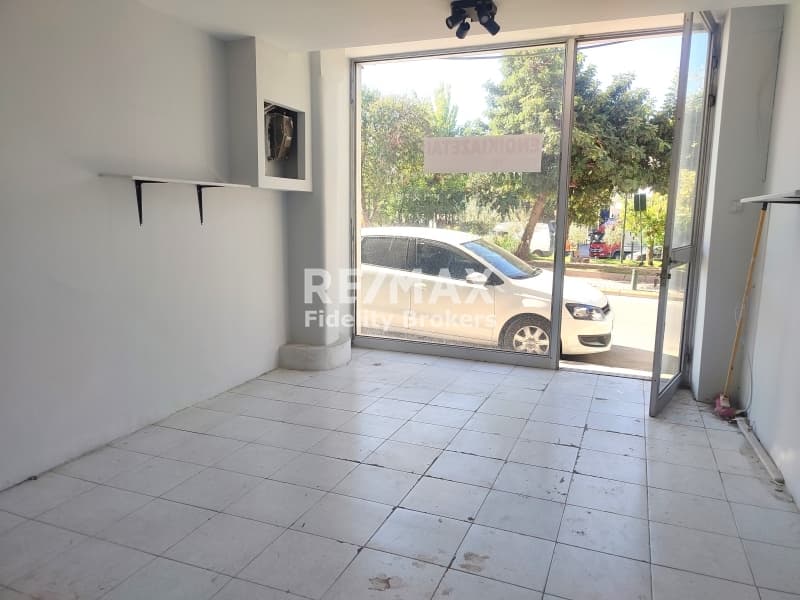 Κατάστημα στην Ζωοδόχος Πηγή, Βύρωνας — Φωτογραφία 2 από 4