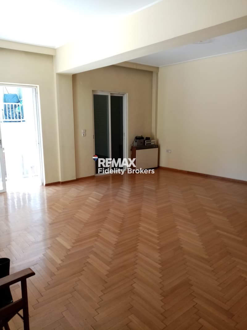 Διαμέρισμα στην Εξάρχεια, Εξάρχεια - Νεάπολη — Φωτογραφία 1 από 21