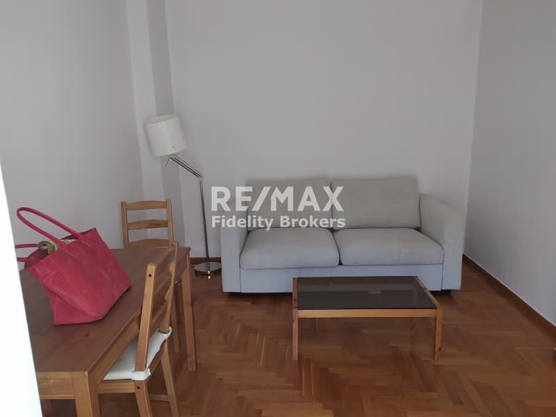 Apartment in Strefi, Exarchia - Neapoli — Photo 2 of 10