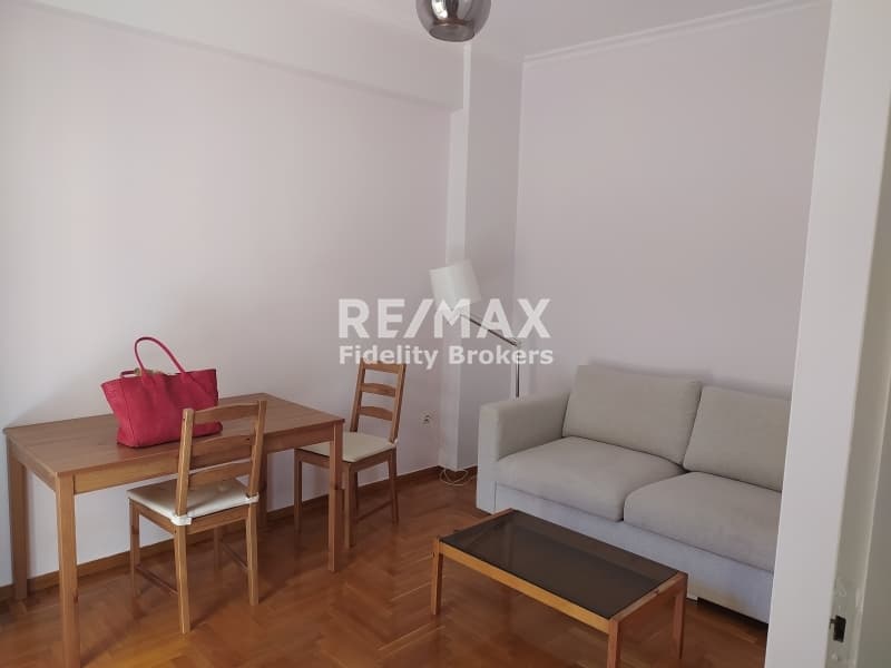 Apartment in Strefi, Exarchia - Neapoli — Photo 3 of 10