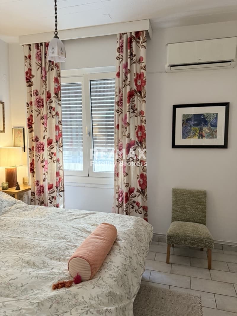 Apartment in Center, Vouliagmeni — Photo 15 of 18