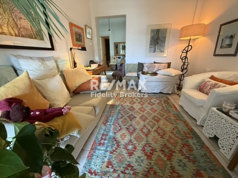 Apartment in Center, Vouliagmeni — Photo 3 of 18