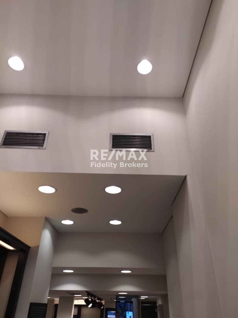 Retail Store in Oria Imittou, Pagkrati — Photo 4 of 7