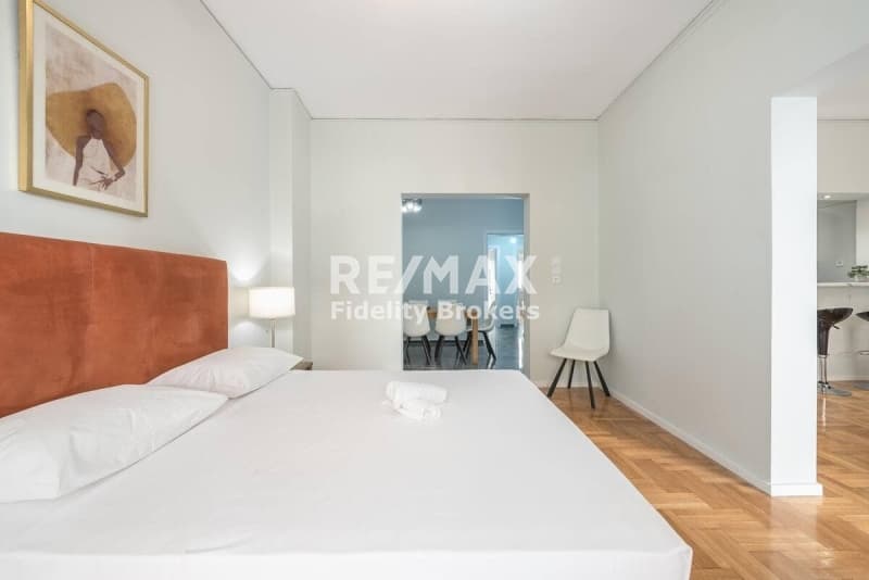 Apartment in Mouseio, Exarchia - Neapoli — Photo 2 of 9