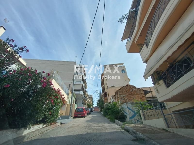 Οικόπεδο στην Παλαιά Κοκκινιά, Πειραιάς — Φωτογραφία 2 από 3