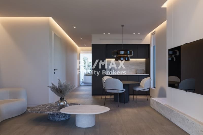 House in Pirnari, Glyfada — Photo 9 of 11