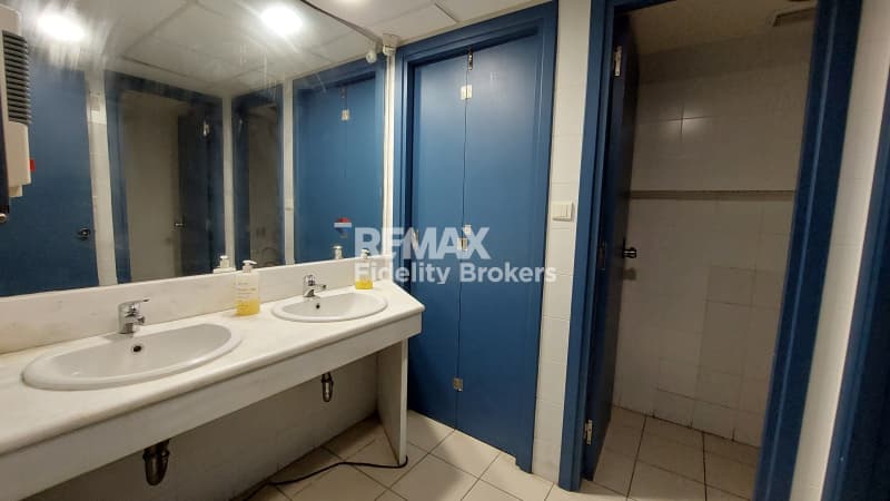 Κατάστημα στην Ευαγγελίστρια, Πειραιάς — Φωτογραφία 9 από 9