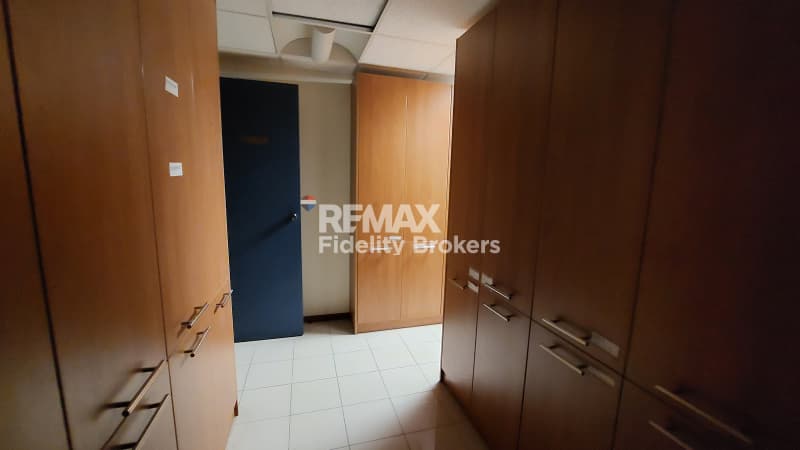 Κατάστημα στην Ευαγγελίστρια, Πειραιάς — Φωτογραφία 7 από 9