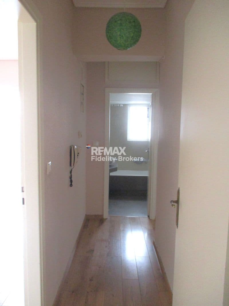 Apartment in Ampelakia, Alimos — Photo 7 of 16