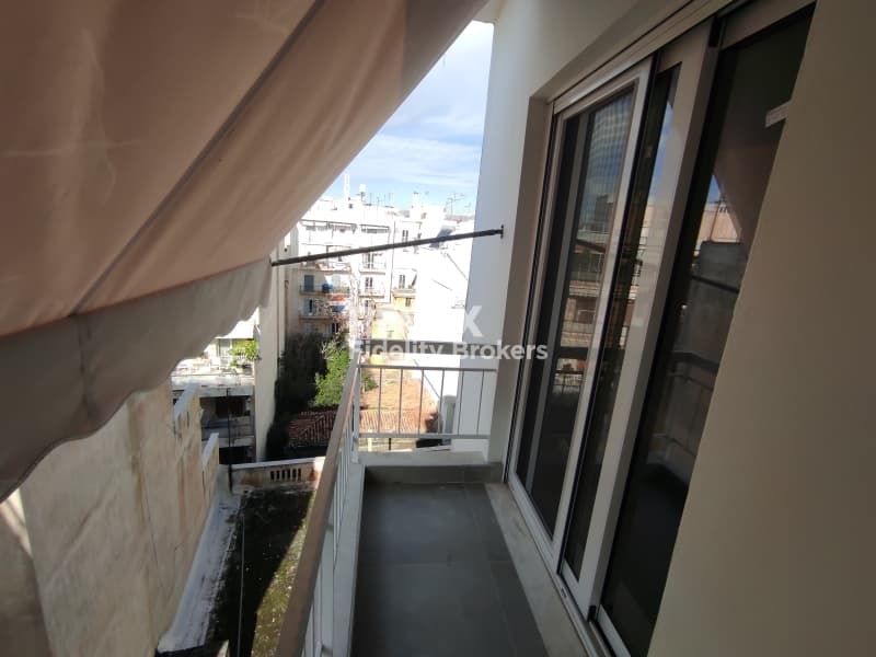 Apartment in Fokionos Negri, Kipseli — Photo 2 of 16
