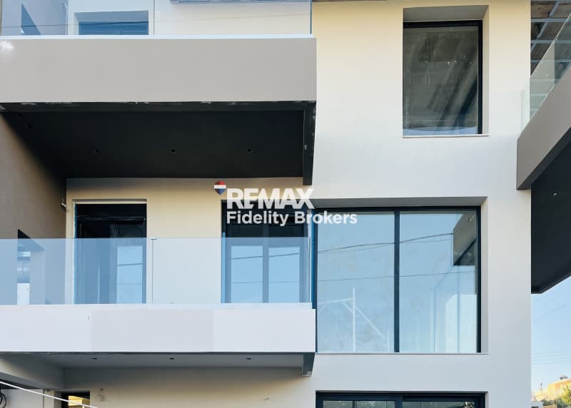 House in Pirnari, Glyfada — Photo 1 of 5