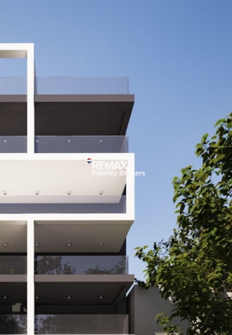 Apartment in Tzitzifies, Moschato — Photo 1 of 4
